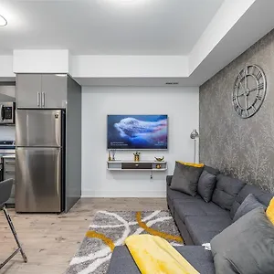 exquisite-2-bedroom-apt-mins-to-the-falls.niagara-fallshotels.com/